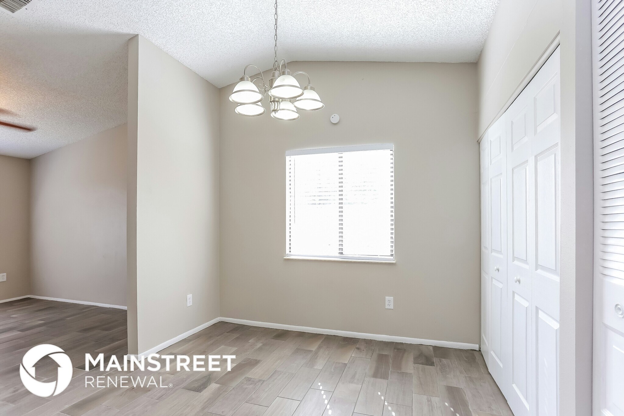 Building Photo - 1209 Hawley Ct