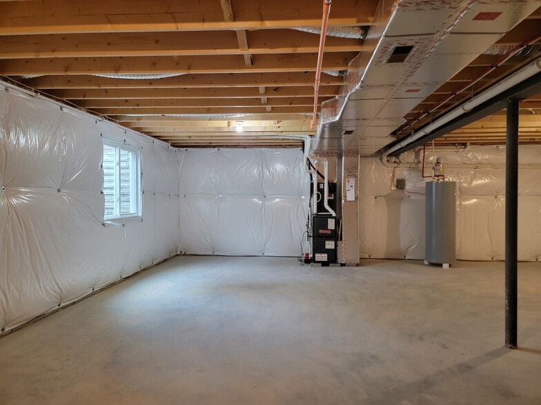 Building Photo - 146 Robert Cir