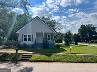 Building Photo - 601 Askew Ave