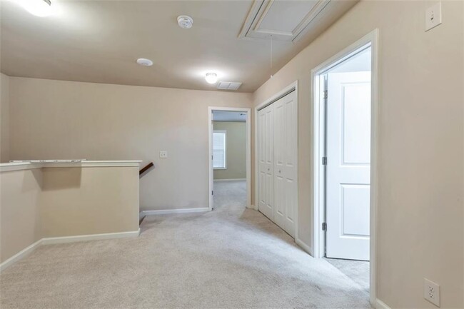 Building Photo - 2755 Maple Park Pl