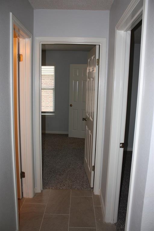 Building Photo - 8104 Hawick Dr