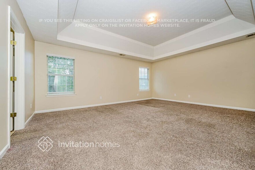 Building Photo - 360 Hazelhurst Dr