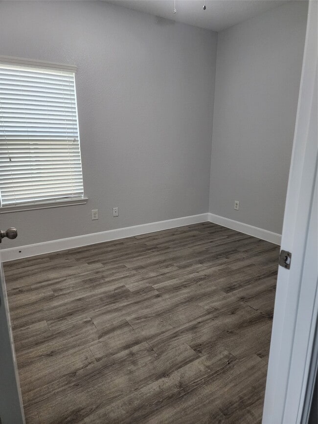 Building Photo - 11418 Carla St