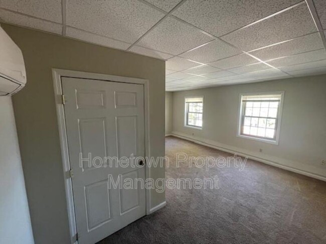 Building Photo - 107 N Hanover St