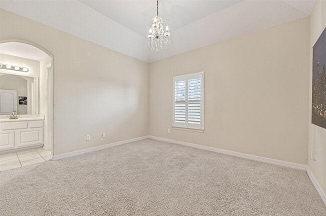 Building Photo - 5803 Grandwood Ln