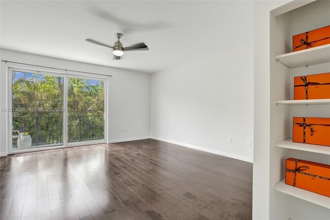 Building Photo - 2708 NE 30th Pl