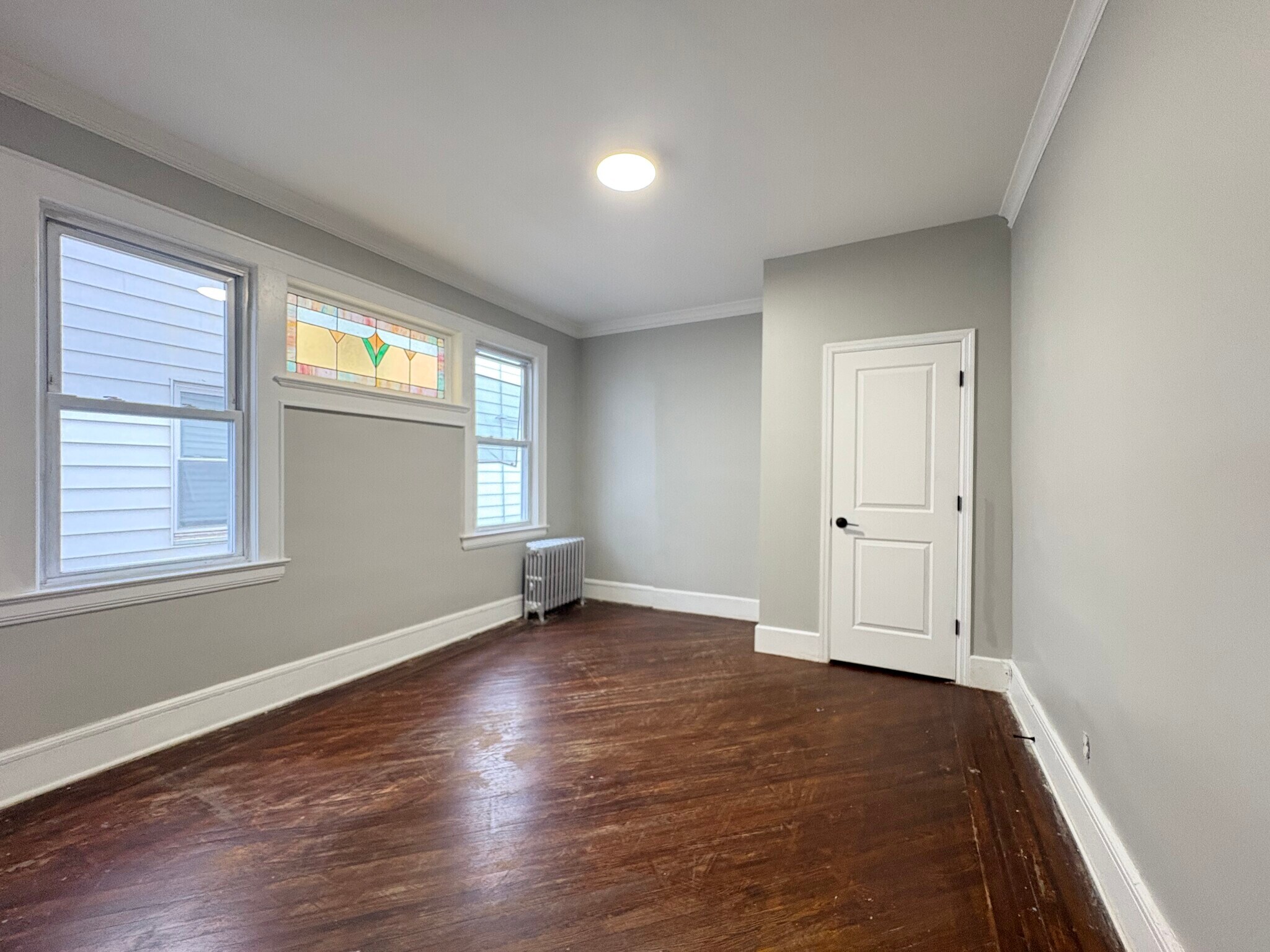 Unit 1 - 295 Isabella Ave
