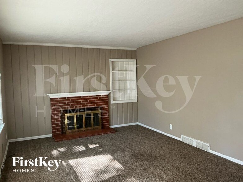 Building Photo - 7607 Arlington Ave