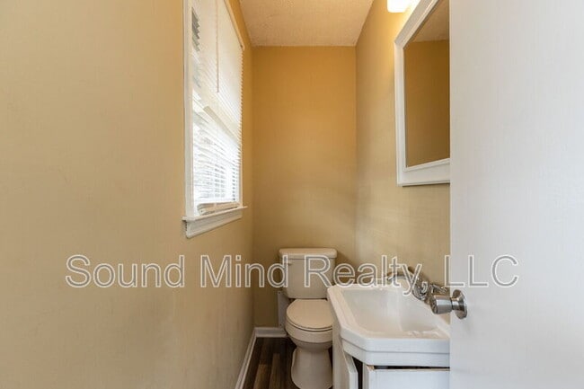 Building Photo - 509 Indian Trail