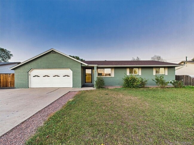 Building Photo - 3065 Penmoor Dr