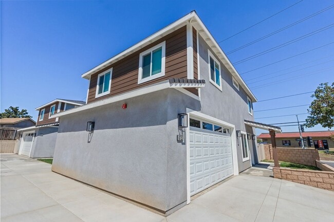 Building Photo - BRAND NEW HOME