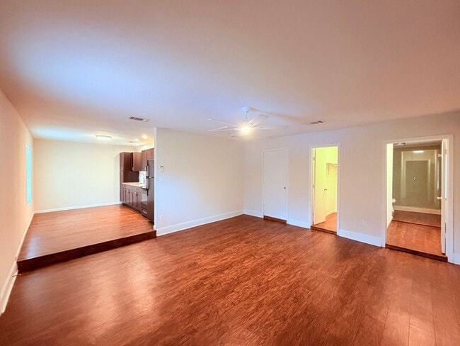 Building Photo - Big Meadow (1508)