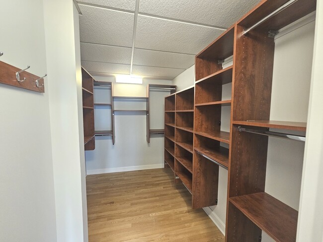 Building Photo - 415 E North Water St