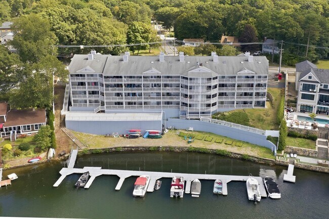 Building Photo - 190 S Quinsigamond Ave
