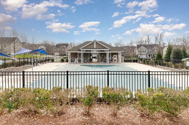 Building Photo - 7922 Kelburn Ln
