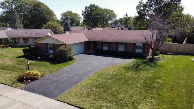 Primary Photo - 2300 E Rahn Rd