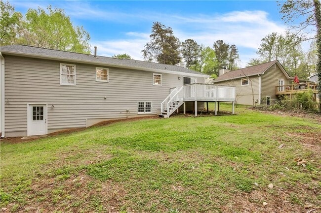 Building Photo - 4899 Raven Way NE