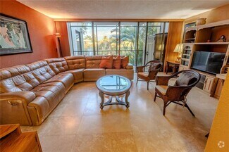 Building Photo - 2930 SW 87th Ter