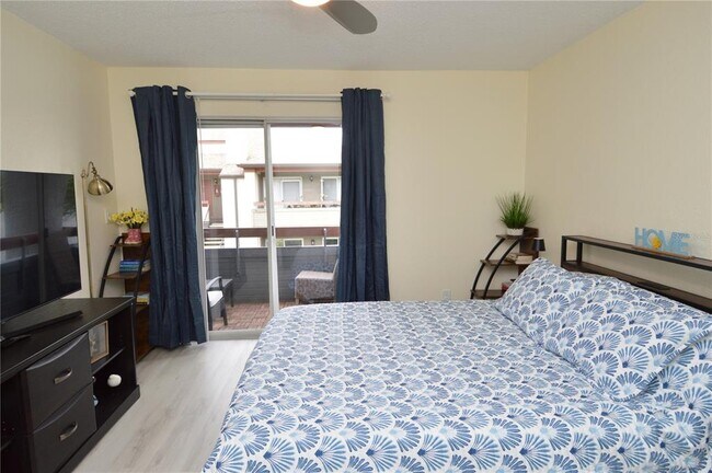 Building Photo - 10263 Gandy Blvd N