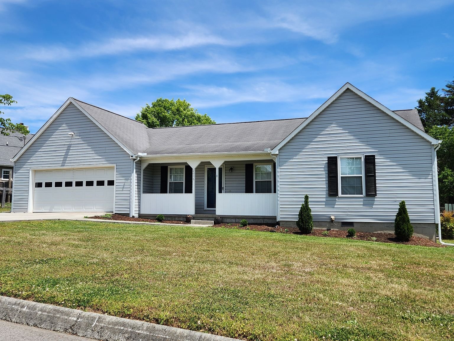 Building Photo - 2036 Merle Ln