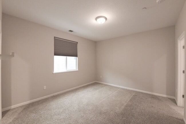 Building Photo - Modern Napa Condo in the Heart of Napa