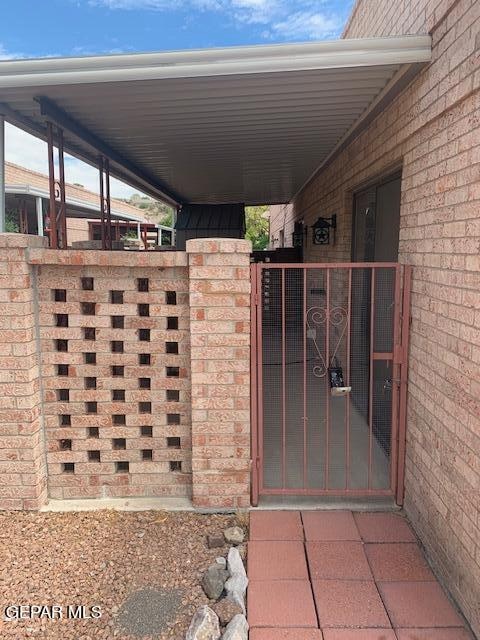 Building Photo - 7465 Stoney Hill Dr