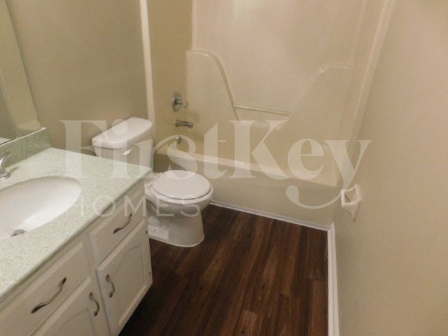 Building Photo - 2695 Laurelcrest Cove