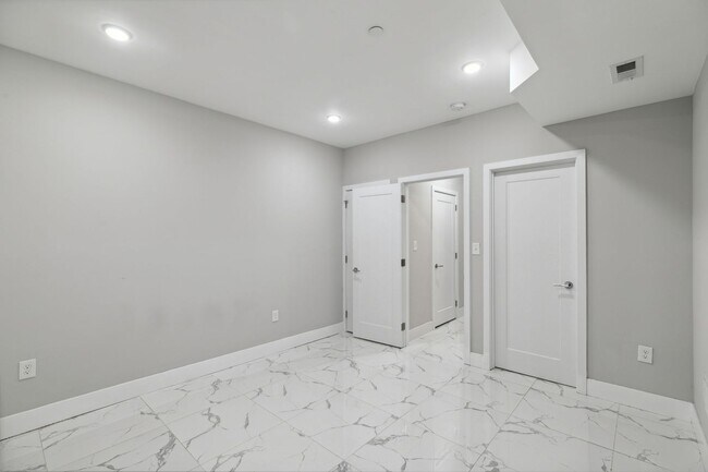 Building Photo - 1845 A St