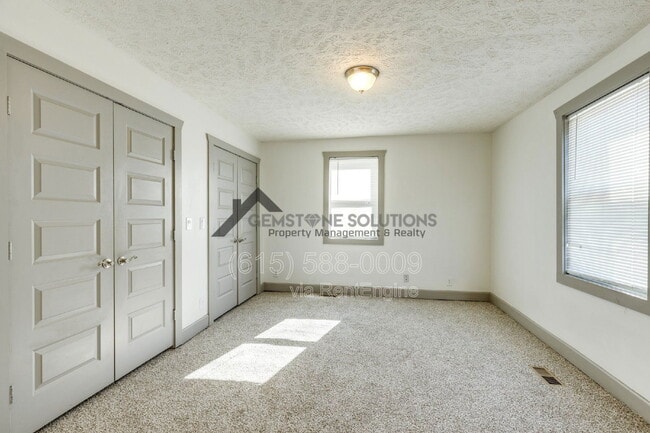 Building Photo - 1018 Clemmons St