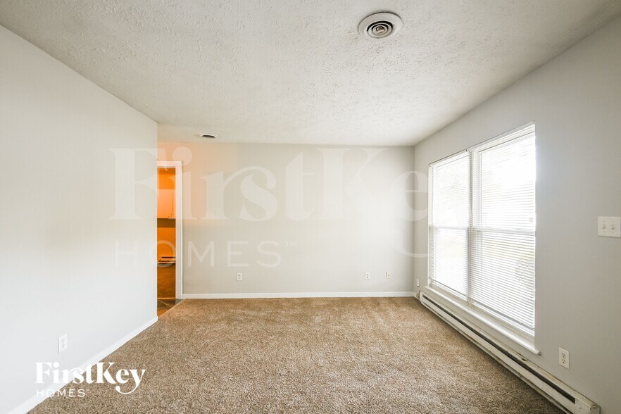 Building Photo - 5204 Bahia Dr
