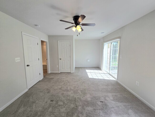 Building Photo - 13146 Dowdens Sta Wy