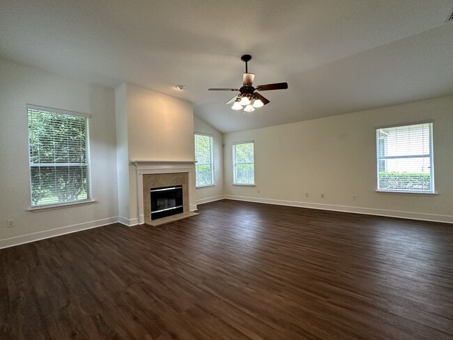 Building Photo - 5204 Comfort Ct