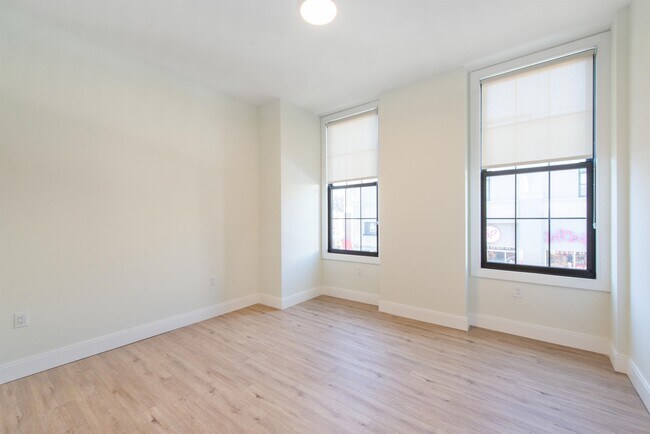 Building Photo - 3510 Bergenline Ave