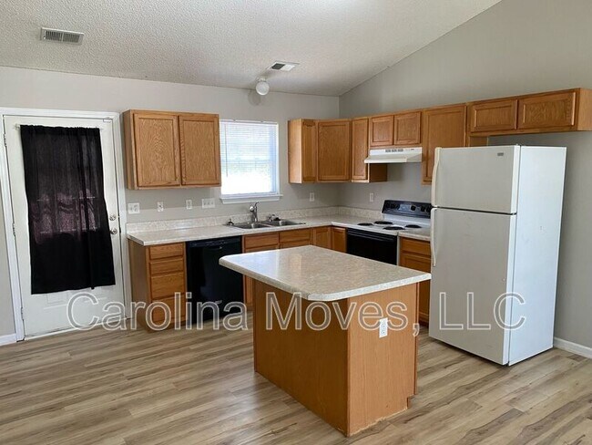 Building Photo - 1805 Country Apple Ct