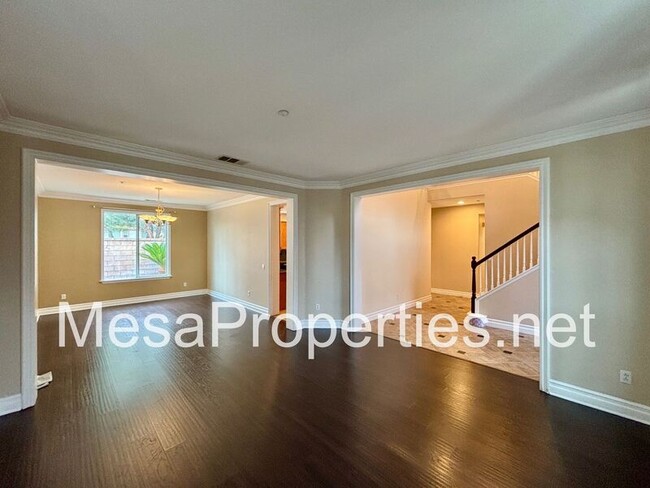 Building Photo - 15471 American Way