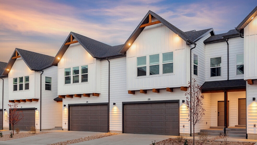 Welcome Home to RailRunner - Railrunner Townhomes
