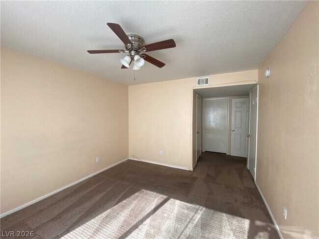 Building Photo - 3152 Tarpon