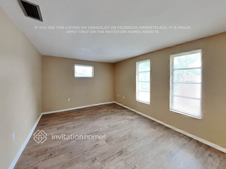 Building Photo - 6336 Patella Ave