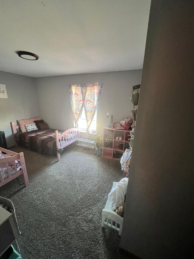 Building Photo - 1638 High Quest Cir