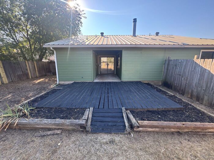 Building Photo - 1318 Marlton St