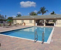 Building Photo - 2080 Greenview Shores Blvd