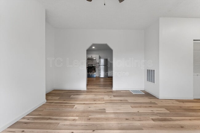 Building Photo - 45 Lincoln St