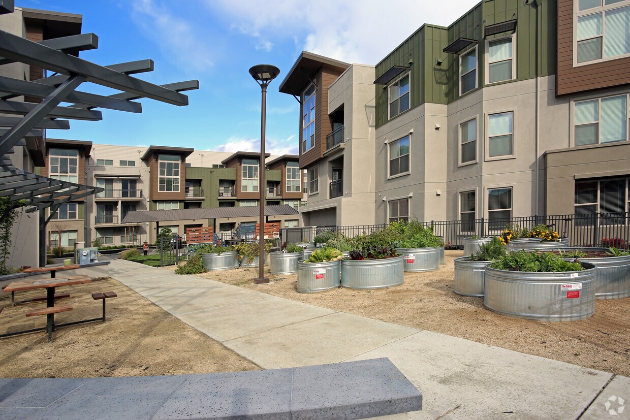 Aspire Apartments Tracy