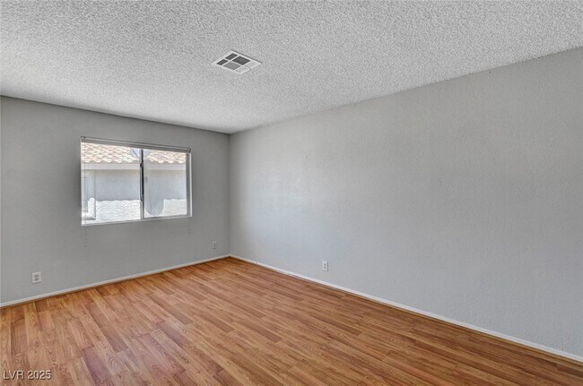 Primary Photo - 913 Falconhead Ln