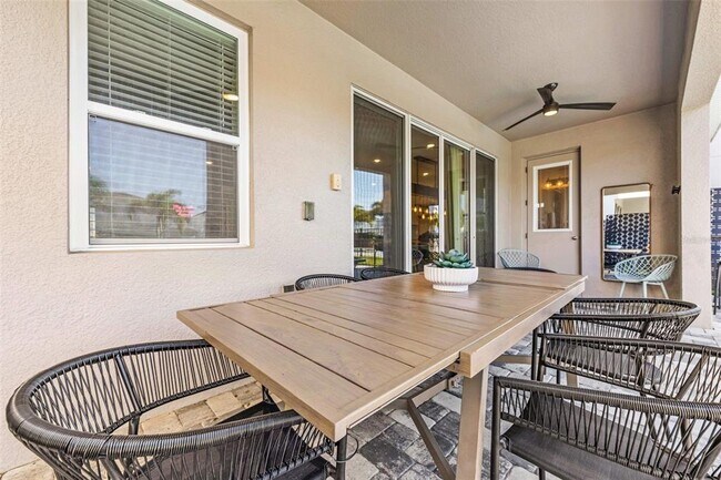 Building Photo - 389 Southfield St