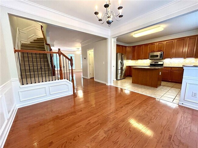 Building Photo - 4692 Wehunt Commons Dr