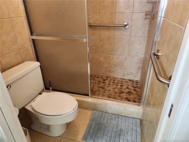 Building Photo - 10680 S Ocean Dr