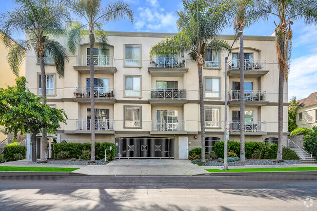 Building Photo - 117 S Clark Dr