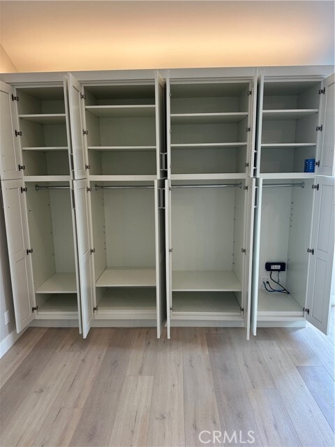 Building Photo - 204 Lugonia St