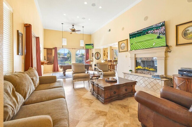 Building Photo - 9 Via Santanella